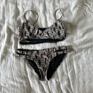 L space swim set